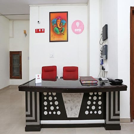 Oyo 8910 Celeste Inn 그레이터 노이다 외부 사진